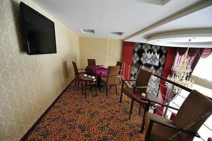 Chonpines Hotel 安順市 エクステリア 写真